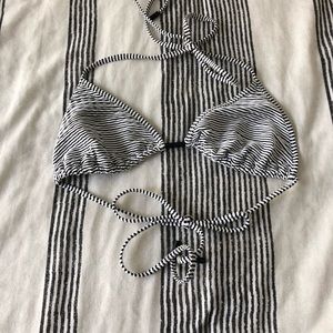 Triangl black and white stripe bikini top